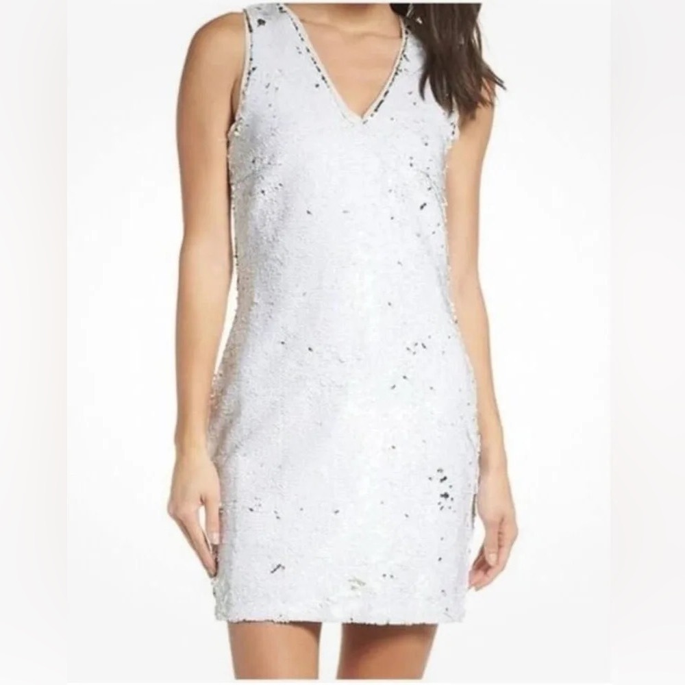 Foxiedox White & Gold V-neck sequin dress, new with tags size Small/6